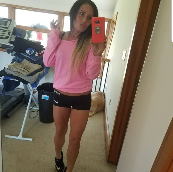 Meet your Posher, Doris - Picture 3 of 4